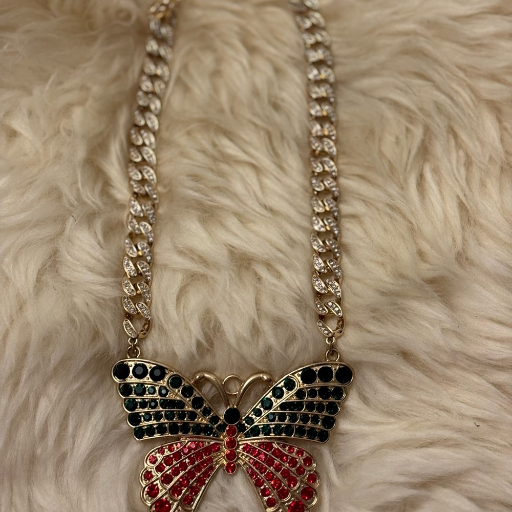Butterfly Necklace - Picture 3 of 4